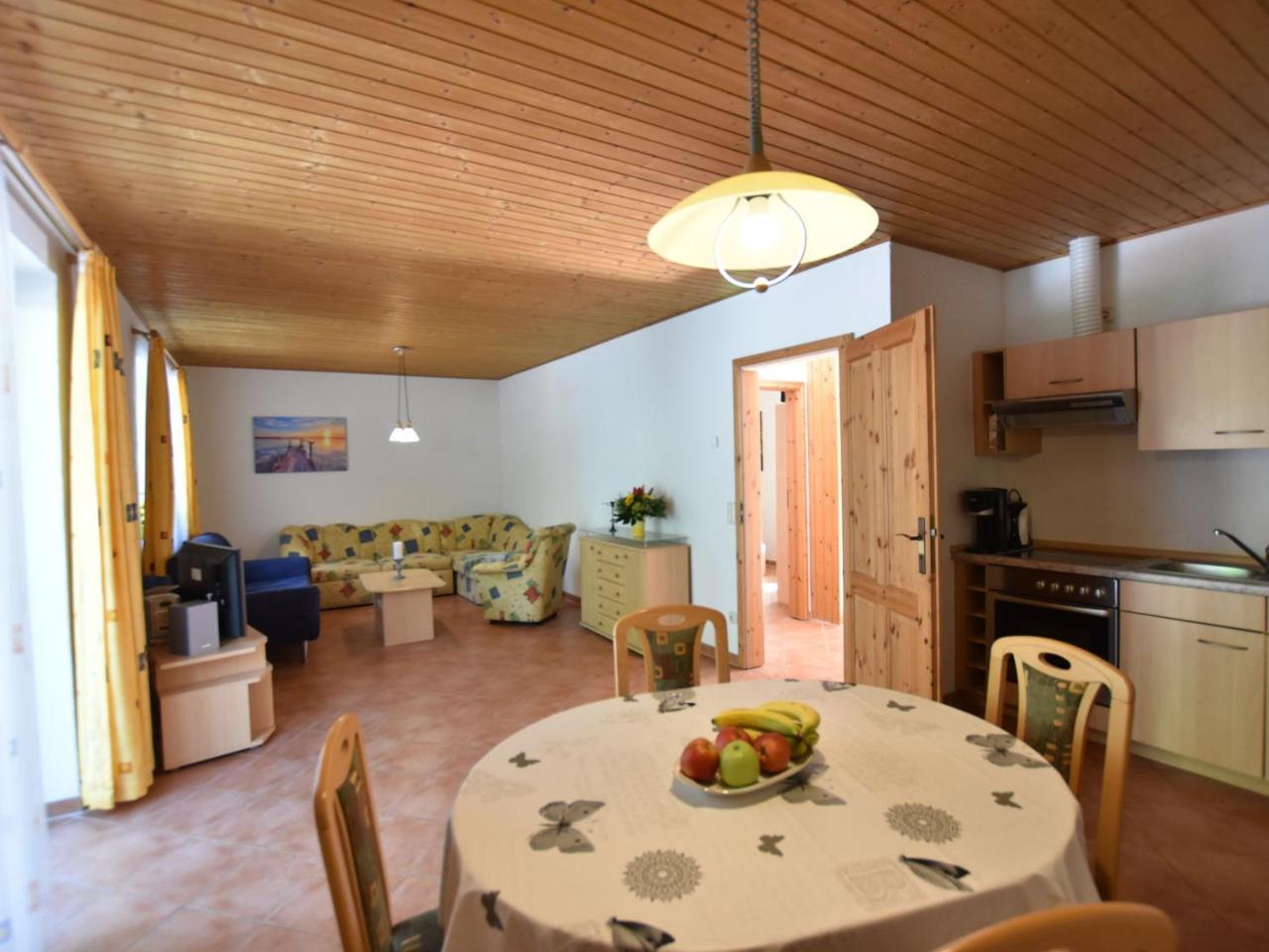 Farm Holiday Home In Damshagen With Garden Klutz Kültér fotó